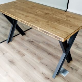 mesa madera y hierro ipn